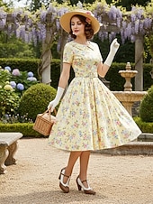 economico Retrò anni ’50-scarpe con tacco a T da donna in stile retrò anni '50, marroni e bianche, con dettagli brogue e chiusura con fibbia: scarpe mary jane vintage per ufficio, feste in giardino ed eventi a tema retrò