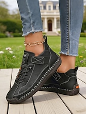 abordables Baskets femme-Baskets rouges décontractées pour femmes - chaussures confortables à lacets avec coutures apparentes et détails contrastés, idéales pour les promenades quotidiennes, les courses en extérieur, les brunchs et les sorties décontractées.