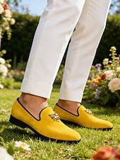 abordables Mocasines-Zapatos sin cordones amarillos para hombre con emblema de león, calzado casual atrevido y moderno, ideal para eventos de moda, reuniones informales, ocasiones especiales y bodas.
