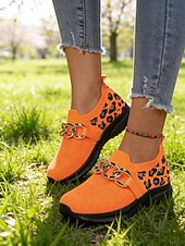 billige Damesko-Grønne strikkede damesneakers med leoparddetaljer til St. Patricks dag – moteriktig kjededetalj, komfortabel og trendy, perfekt for parader og uformelle festligheter