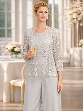 cheap Mom's Jumpsuits-Jumpsuit Pantsuit 3 Piece Floor Length Mother of the Bride Dress Sleeveless Square Neck Elegant Plus Size Formal Wedding Guest Chiffon Corded Lace Wrap Included with Lace Appliques