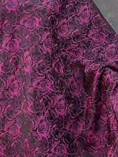 halpa A-linjaiset iltapuvut-A-linja Kokopitkä Iltapuku Tyylikäs Kukka-aihe Morsiamen äiti 3/4 hiha V kaula-aukko Puutarhajuhlat Häät Satiini Pitsi kanssa Laskokset