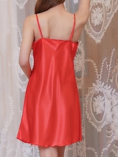 tanie Jednoczęściowe piżamy (kombinezony) damskie-Damskie Koszula nocna Codzienny Miękkie Satynowe Czyste kolory Koronka Odkryte plecy Sukienka Codzienny Dom Łóżko Bez rękawów Paski Błękit jeziora Czarny Biały Rumiany róż Czerwony Lato Luźna