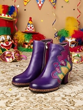 Χαμηλού Κόστους Γυναικεία παπούτσια-Γυναικεία Καρναβαλικά Μπότες Μπλέ Mardi Gras με Μπλοκ Τακούνι - Ποιότητα Δερμάτινη δέρμα Κεντημένο Vintage Λαογραφικό Στυλ Υποστηρικτικά Τακούνια για Παρελάσεις Κοστούμια Καθημερινή Χρήση και