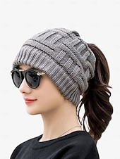 economico Cappelli da donna-berretto da donna in maglia con coda di cavallo: berretto rosso in maglia a trecce, elegante e comodo per il freddo, perfetto per attività casual e all'aperto
