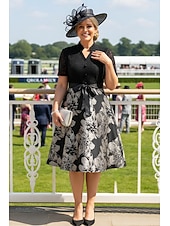 abordables Longitud del té-Corte A Hasta la Rodilla Vestido Derby Vestido de Madrina Manga Corta Escote en Pico Cuello Alto Elegante Ocultar Vientre El derby de Kentucky Satén Encaje con Encaje Lazo(s) Impresión
