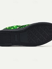 preiswerte Männer Schuhe-Herren-Slipper zum St. Patrick's Day – fröhliches Grün mit Koboldmotiv, perfekt für die Feierlichkeiten zum St. Patrick's Day und für die Freizeit.
