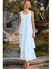 baratos Comprimento do tornozelo-Tubinho Até o Tornozelo Vestido de convidada de casamento Vestido formal Tiered Dress Vestido Para Mãe dos Noivos Sem Manga Decote V Elegante Simples Convidado do casamento Semi formal Chiffon com