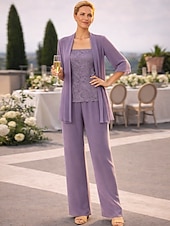 abordables Trajes de pantalón de mamá-Conjunto de pantalón vestido largo madre de la novia Manga larga Escote joya Elegante Simple invitada de boda con color sólido