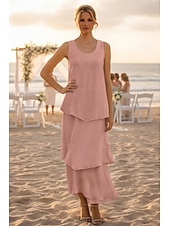 baratos Comprimento do tornozelo-Tubinho Até o Tornozelo Vestido de convidada de casamento Vestido formal Tiered Dress Vestido Para Mãe dos Noivos Sem Manga Decote V Elegante Simples Convidado do casamento Semi formal Chiffon com