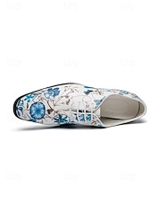 abordables Chaussures Oxford-Chaussures habillées blanches pour homme à motif floral, broderie florale bleue, modèle Oxford à lacets, style élégant et formel pour mariages, fêtes et occasions spéciales.
