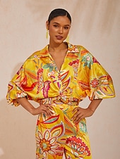  Kurze, fließende Chiffonbluse im Boho-Paisley-Stil