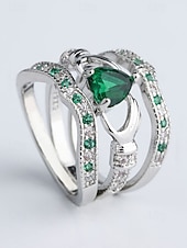 voordelige Huwelijk ACC-Damesringenset met 3-in-1 hartvormige amethist, gemaakt van legering, verkrijgbaar in meerdere kleuren, elegant ontwerp voor bruiloften, Valentijnsdag en feestjes.