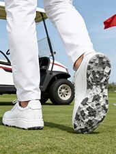 voordelige Heren Golf Schoenen-Witte golfschoenen voor heren zonder spikes, ademend bovenwerk, stabiele gripzool, minimalistische sportstijl voor golfbanen en casual gebruik.