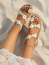 billige Kvinner-Dames bohemske blomstersandaler til stranden med bryllup - elegante, flate sandaler med tusenfrydpynt for bryllupsgjester, komfortable sommersko til brudefølget med sand &amp;bryllup på reisemål