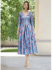 baratos Comprimento do chá-Linha A Longuette Vestido Coquetel Vestido de convidada de casamento Vestido Para Mãe dos Noivos Manga 3/4 Decote V Elegante Simples Casual Formal Cetim Elástico com Pregas Estampado