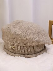 halpa Naisten hatut-Naisten pehmeä polyesterineulottu barettihattu, kevyttä villamaista lankaa, monivärinen klassinen ranskalainen tyyli jokapäiväiseen käyttöön, kaupunkiretkille, matkoille ja syksy-talvimuotiin