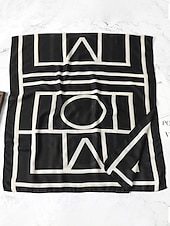 abordables Bufandas de mujer-Elegante bufanda geométrica de poliéster para mujer, elegante chal negro y marrón para desplazamientos y uso diario informal, suave y ligero, ideal para la oficina y viajes, accesorio versátil para todas las estaciones.