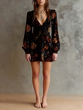 abordables Vestido Boho Occidental-Mujer Mini vestido Vestido informal Vestido de flores Elegante Moda Moderno Exterior Vacaciones Noche Ajuste regular Floral Manga Corta Escote en Pico Negro Primavera Otoño