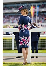 abordables Longitud del té-Funda Columna Hasta la Rodilla Vestido Cóctel Vestido Invitada Boda Vestido Derby Vestido de Madrina Manga 3/4 Escote Cuadrado Elegante Formal El derby de Kentucky Satén con Estampado flor