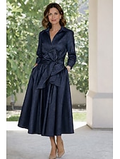 baratos Comprimento do tornozelo-Linha A Longuette Vestido de Derby Vestido Para Mãe dos Noivos Manga Longa Colarinho de Camisa Elegante Vintage Simples Formal Kentucky Derby Tafetá com Laço(s)