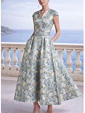 رخيصةأون فساتين متنوعة-A-الخط طول الكعب فساتين متنوعه أنيق زهري كم قصير V رقبة حفلة في الحديقة زفاف جيبة قماش الجاكار مع طباعة الأزهار طيات جيبة