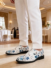 abordables Chaussures Oxford-Chaussures habillées blanches pour homme à motif floral, broderie florale bleue, modèle Oxford à lacets, style élégant et formel pour mariages, fêtes et occasions spéciales.