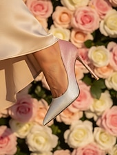 abordables Dama de honor-rosa de mujer &amp;Tacones de aguja con punta puntiaguda y brillo plateado, elegantes zapatos de vestir con bloques de color para damas de honor en bodas en la ciudad.