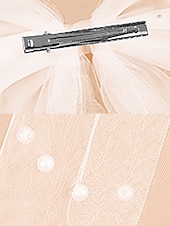 voordelige Huwelijk ACC-Elegante bruidssluier van tule met vlindermotief en imitatieparels, een bruidshoofdtooi van mesh in verschillende kleuren voor formele avondfeesten en bruiloften, en een haaraccessoire voor gala's en speciale gelegenheden.