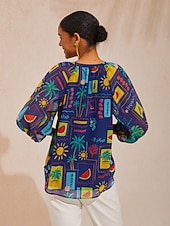  夏の逃避行にぴったりの、軽やかなシフォンブラウス