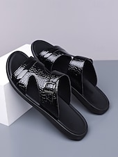 abordables sandales-Sandales à enfiler bleu marine pour homme – design moderne avec détails brillants, parfaites pour les journées à la plage, les tenues décontractées, les occasions informelles et les mariages.