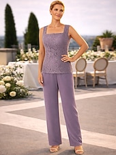 abordables Trajes de pantalón de mamá-Conjunto de pantalón vestido largo madre de la novia Manga larga Escote joya Elegante Simple invitada de boda con color sólido