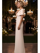 abordables Vestidos de noche ajustados-Funda Columna Hasta el Suelo Vestido formal Vestido de noche Vestidos de noche Elegante Estilo de Celebridad Manga Corta Hombros Caídos Fiesta de Noche Boda con Botones Abertura Chal