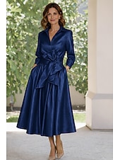 baratos Comprimento do tornozelo-Linha A Longuette Vestido de Derby Vestido Para Mãe dos Noivos Manga Longa Colarinho de Camisa Elegante Vintage Simples Formal Kentucky Derby Tafetá com Laço(s)