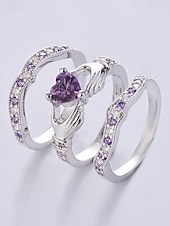 voordelige Huwelijk ACC-Damesringenset met 3-in-1 hartvormige amethist, gemaakt van legering, verkrijgbaar in meerdere kleuren, elegant ontwerp voor bruiloften, Valentijnsdag en feestjes.