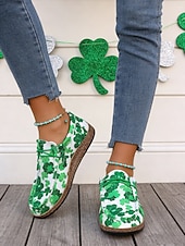  Dame Avslappet Daglig St. Patrick's dag Perlearbeid Flat hæl Rund Tå Klassisk Fritid Komfort Tøy Slippers Grønn