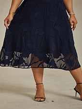 abordables Robes-Femmes Robe Midi Robe en Chiffon Robe trapèze Élégant Manche flottante Quotidien Plage robe demoiselle d honneur À lacets Coupe régulière Fleuri Demi Manches Col ras du cou bleu marine