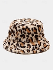 levne Dámské klobouky-Dámská čepice s leopardím potiskem a umělou kožešinou – více barev, polyesterový materiál, moderní a pohodlná na běžné nošení i do zimy
