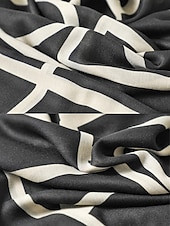 abordables Bufandas de mujer-Elegante bufanda geométrica de poliéster para mujer, elegante chal negro y marrón para desplazamientos y uso diario informal, suave y ligero, ideal para la oficina y viajes, accesorio versátil para todas las estaciones.