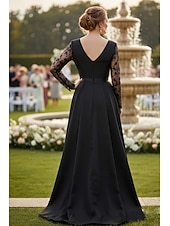 cheap Mom's Jumpsuits-Jumpsuits Floor Length Mother of the Bride Dress Long Sleeve Plunging Neck Elegant Formal Wedding Guest Satin with Lace