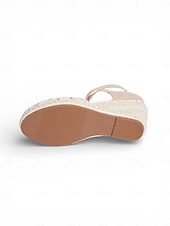 abordables Dama de honor-Sandalias de cuña con alpargatas de encaje beige para mujer, cómodas sandalias de dama de honor con tira en el tobillo para bodas en la playa.