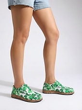  Dame Avslappet Daglig St. Patrick's dag Perlearbeid Flat hæl Rund Tå Klassisk Fritid Komfort Tøy Slippers Grønn