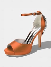 preiswerte Braut-Elegante Brautsandalen aus elfenbeinfarbenem Satin mit Knöchelriemen und Kristallverzierung an der Ferse – perfekt für eine Hochzeit in der Stadt.