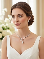 tanie Wesele ACC-Elegancki naszyjnik z pereł dla kobiet, naszyjnik ślubny z kryształkami i kwiatowymi akcentami, klasyczna luksusowa biżuteria dla panien młodych, gości weselnych, na oficjalne imprezy, wieczorne przyjęcia i na wesele