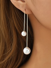 Недорогие Свадьба ACC-Женские серьги-подвески с искусственным жемчугом – материал: сплав и искусственный жемчуг, элегантный дизайн – идеально подходят для свадеб и повседневной носки.