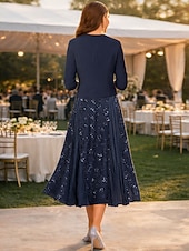 economico Set di abiti per la mamma-Due Pezzi Linea ad A Lunghezza Tè Abito da invitata a nozze Abito da cerimonia per signora Manica Corta Scollo a V Elegante Semplice Lussuoso Formale Ospite di nozze Chiffon Crêpe con Pizzo Perline