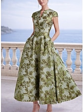 رخيصةأون فساتين متنوعة-A-الخط طول الكعب فساتين متنوعه أنيق زهري كم قصير V رقبة حفلة في الحديقة زفاف جيبة قماش الجاكار مع طباعة الأزهار طيات جيبة