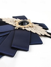 voordelige Huwelijk ACC-Polyester vlinderdas voor heren met broche, verkrijgbaar in diverse kleuren, elegante stijl voor bruiloften en formele gelegenheden.