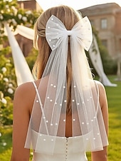 voordelige Huwelijk ACC-Elegante bruidssluier van tule met vlindermotief en imitatieparels, een bruidshoofdtooi van mesh in verschillende kleuren voor formele avondfeesten en bruiloften, en een haaraccessoire voor gala's en speciale gelegenheden.