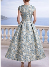 رخيصةأون فساتين متنوعة-A-الخط طول الكعب فساتين متنوعه أنيق زهري كم قصير V رقبة حفلة في الحديقة زفاف جيبة قماش الجاكار مع طباعة الأزهار طيات جيبة